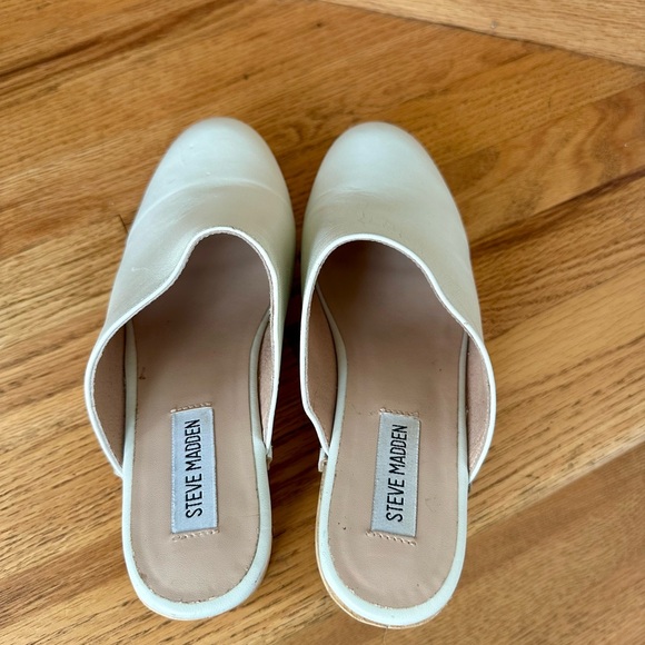 Steve Madden Brooklyn 1 Studded Clogs - Picture 4 of 7